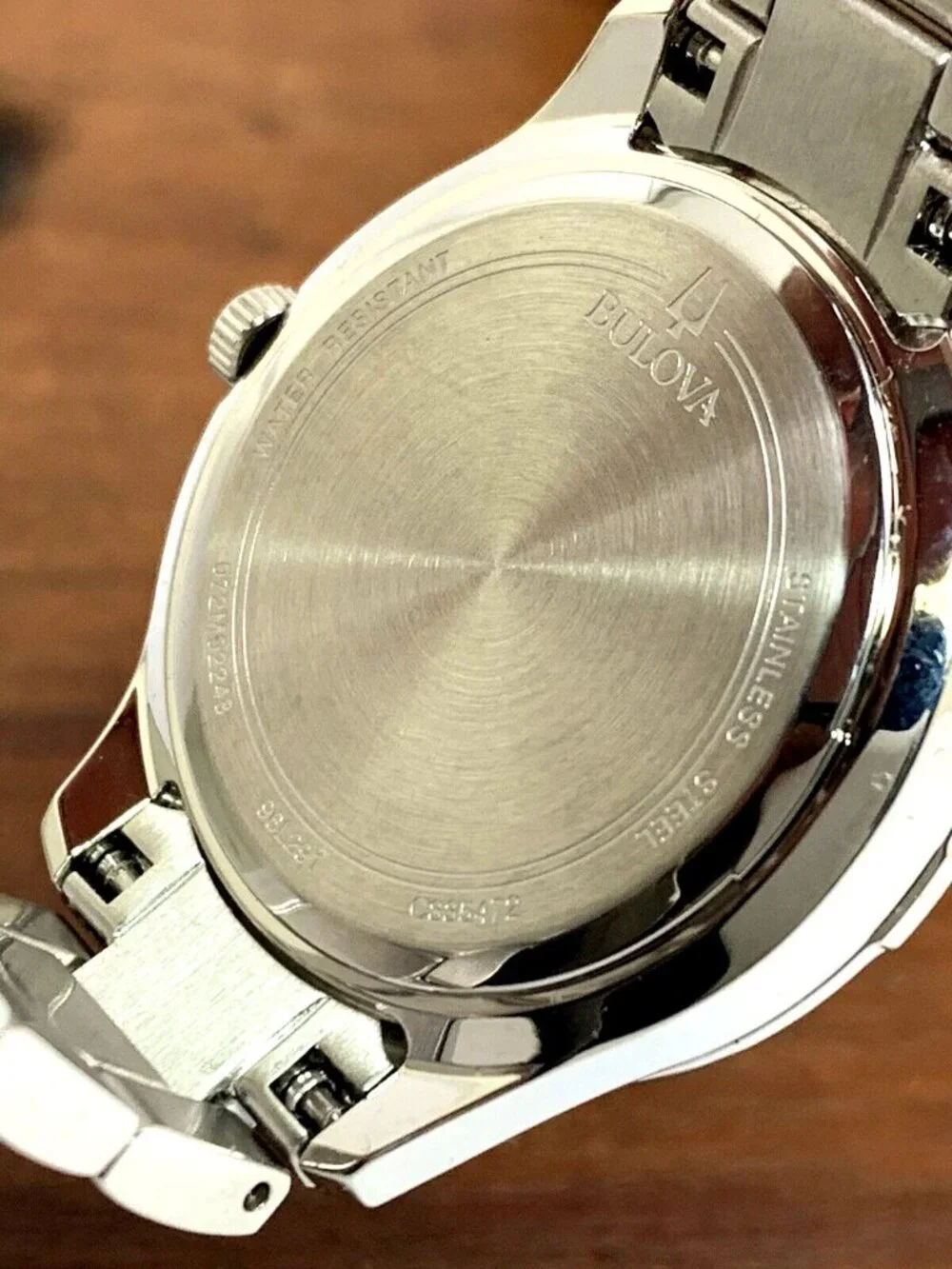 Bulova Women's Watch 96L291 Quartz White Mother of Pearl Dial Crystal Accent